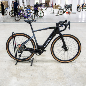 Bicicleta de Carretera Ligera Yu Ying 2025 para Ciudad y Grava, Ciclismo de Larga Distancia, 12 Velocidades, 700c, 250W, Fibra de Carbono, 36V, EG-2 Ligera - Product Image 1