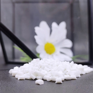 Shenyu PBT GF30% Compound <b>Plastic</b> <b>Pellets</b> - High Rigidity Resin for Industrial Applications - Product Image 2