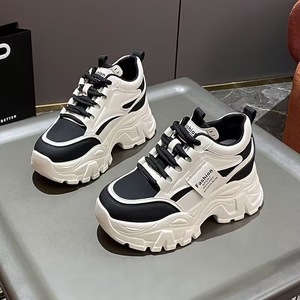 Zapatos Deportivos Casuales de Primavera y Otoño, Nuevos, Versátiles, Estilo Urbano, con Suela Gruesa para Aumentar la Altura - Product Image 4