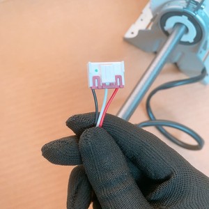 Motor sin escobillas de CC de 240W Guangdong Welling ZKSN-240-8-3 para ventilador de aire acondicionado de conducto Midea, pieza de repuesto - Product Image 2