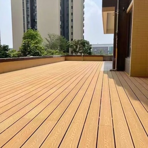 Hoogwaardige Wpc-Terrasplanken Voor Villa 'S-Houtnerf Textuur Past Luxe Tuinterrassen Villa Binnenplaatsen Privé Zwembad Wpc Dekken - Product Image 3