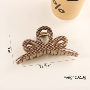 Pinza de pelo grande de plástico de 12 cm con estampado de leopardo y pata de gallo, color café, para mujer, con diseño hueco, para fiesta de graduación - Product Image 4