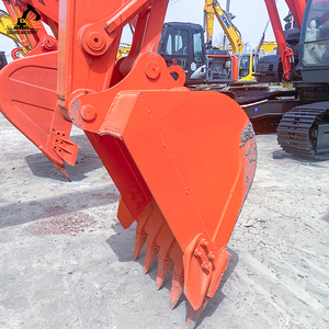 Le modèle classique est les excavatrices utilisées puissantes de Hitachi ZX130 pour des projets de construction urbaine - Product Image 3