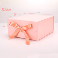 Boîtes en papier rose pour mariage avec couvercle magnétique, boîte cadeau pliable de luxe personnalisée pour demande en mariage d'une demoiselle d'honneur avec ruban