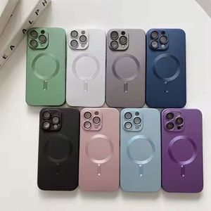 Funda de Teléfono de TPU Suave de Lujo Esmerilada, Funda Metálica Brillante con Revestimiento Magnético para Mujer, para Teléfono 16 15 14 Pro Max - Product Image 3