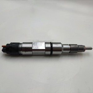 Injecteur de carburant diesel common rail de haute qualité, neuf, 0445120044 pour MAN TGA - Product Image 1
