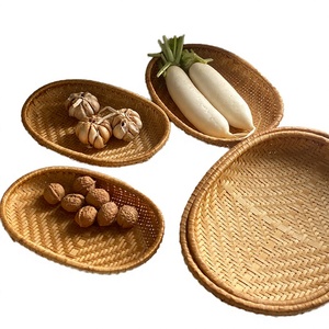 Panier de rangement ovale en bambou tressé à la main, plateau à fruits tissé, organisateur multifonction écologique pour le rangement des aliments dans la cuisine - Product Image 1
