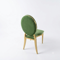 Chaises de banquet ovales empilables en velours vert sauge et acier inoxydable doré de luxe pour mariage et réceptions