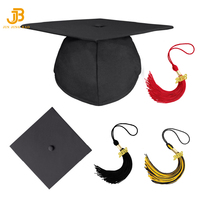 Robe de graduation noire 100% polyester et toques avec pompons rouges, robe de graduation avec étole rouge