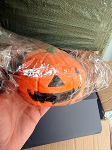 Jouet anti-stress rétractable lent en caoutchouc thermoplastique PU, style alimentaire réaliste, en forme de citrouille d'Halloween - Product Image 6