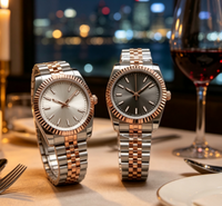 Montre de couple de style luxueux bicolore or rose et argent, avec lunette cannelée, pour homme et femme