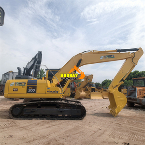 Excavatrice sur chenilles Komatsu PC200-8 d'occasion de 2018, 20 tonnes, avec moteur Komatsu, puissance de 110 kW et bon équipement - Product Image 6