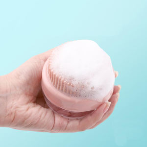 Cepillo de baño plegable de lujo <span class=keywords><strong>para</strong></span> perros con entrega rápida, cepillo de ducha de silicona <span class=keywords><strong>para</strong></span> <span class=keywords><strong>cachorros</strong></span> con logotipo personalizado con dispensador de jabón incorporado - Product Image 5