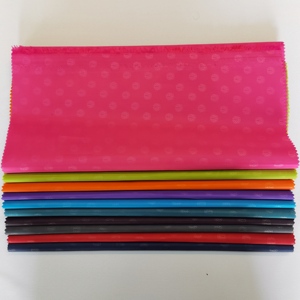 Stok Kain Beludru Multi-Warna Berkualitas Tinggi dengan Teknik Tenun Berlapis PU untuk Pakaian, Tas, Payung, Tekstil Rumah. - Product Image 2