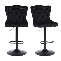 Tabouret de bar moderne de luxe en velours noir tufté avec barre réglable pour salle à manger, salon, maison ou hôtel