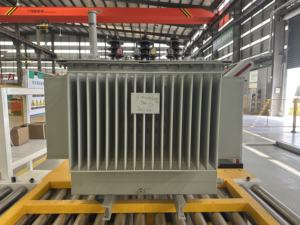 Base de estación de transformador sumergido en aceite trifásico S11 S22 630Kva 11Kv con refuerzo de estabilizador de voltaje de refuerzo de 220V - Product Image 4