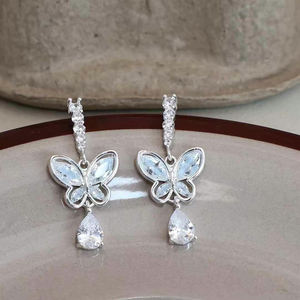 أقراط نسائية متدلية بتصميم فراشة مع شراشيب، تصميم جديد أنيق وجذاب، إكسسوار مجوهرات عالي الجودة للاستخدام اليومي - Product Image 2