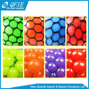 Venta caliente Unisex 6cm TPR Magic Squeeze Bola de uva Juguete Suave Alivio del estrés No tóxico CE Certificado Regalos promocionales - Product Image 5