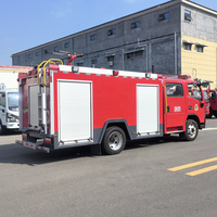 Camion de pompier forestier tout-terrain Dongfeng 2*4 diesel avec réservoir d'eau pour la lutte contre les incendies dans les usines, livraison mondiale gratuite