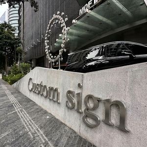 Letras Gigantes 3D de Metal, Letrero Personalizado, Escultura de Letras Gigantes Impermeables con Control Remoto para Áreas Públicas - Product Image 5