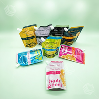 Sachets souples personnalisés avec bec verseur en plastique de qualité alimentaire 50 ml, 100 ml, 250 ml, 500 ml, 1000 ml pour jus et boissons gazeuses