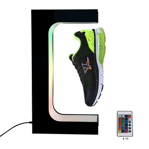 2023 zapato deportivo popular con estante de exhibición de zapatos flotantes magnéticos para función de montaje en pared como anuncio comercial - Product Image 1
