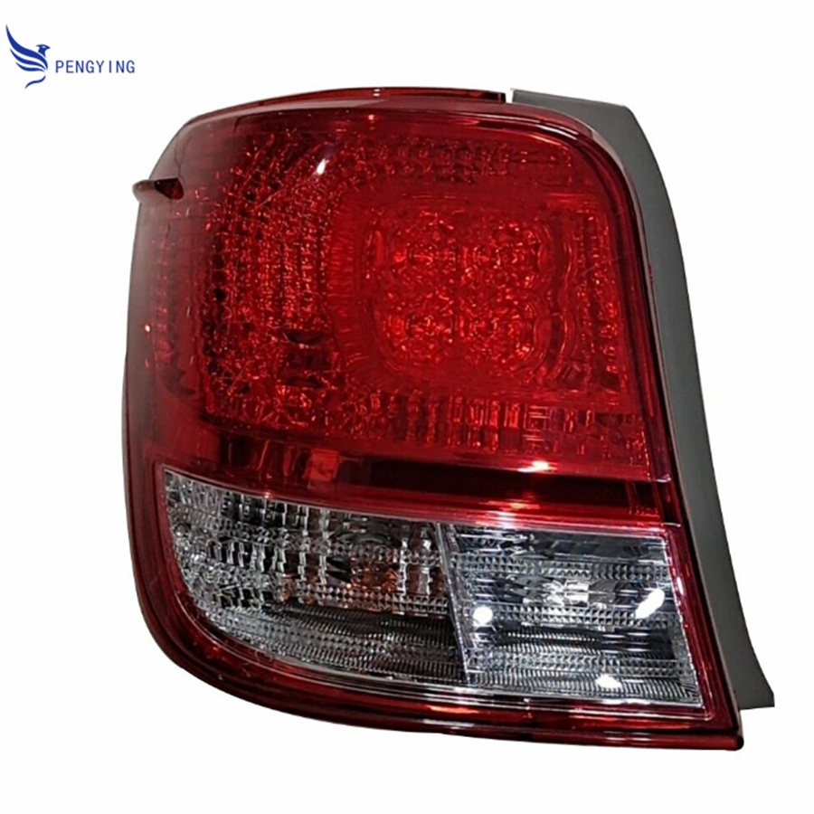 カローラアクシオ　新品右テールランプ　 トヨタ レンズ カローラアクシオ 新品右テールランプ トヨタ レンズ 新品に近い