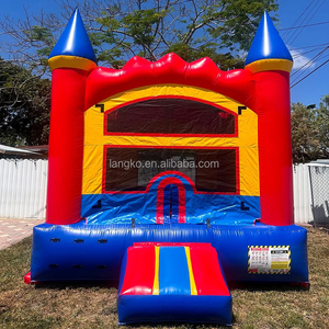 Castillo Inflable de 13x13 pies, Grado Comercial, el Brincolín Inflable Más Popular para Alquiler de Equipos para Fiestas - Product Image 1