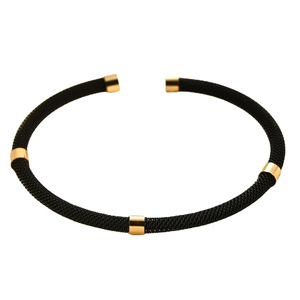 Bracelet en maille de câble en acier inoxydable |   Bracelet ouvert avec embout en or ou or rose |   Bijoux minimalistes modernes pour femmes - Product Image 5