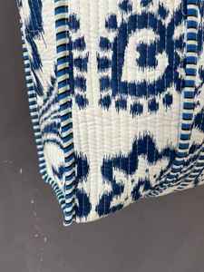 Bolsa de Mano Acolchada de Algodón con Estampado de Bloques, Reutilizable, Interior Espacioso, para Compras, Viajes, Bolso de Hombro - Product Image 2