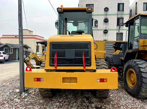 Chargeuse sur pneus d'occasion de 5 tonnes avec moteur Cummins de 168 kW et godet de 2,7 m³ pour les opérations minières, de construction et de manutention de matériaux - Product Image 6