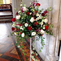 Boule de fleurs en soie rouge de luxe moderne et simple de haute qualité pour centres de table de mariage
