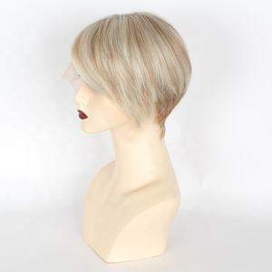 วิกผมแท้<span class=keywords><strong>สั้น</strong></span>สำหรับผู้หญิงสีบลอนด์รากเข้มเข้มแบบมีลูกไม้ด้านหน้า - Product Image 1