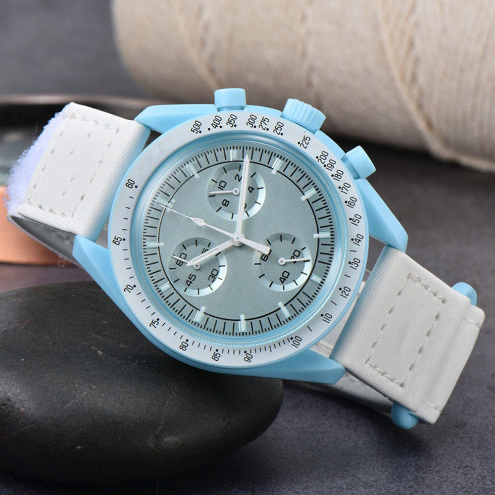 สีฟ้าอ่อน