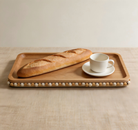 Plateau de service rectangulaire moderne en bois massif, long et étroit, 45 cm x 28 cm x 4,5 cm, naturel, artisanal, décoratif, pour entrée ou table basse