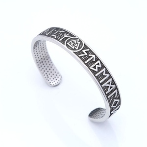 Yunnique Men's Stainless Steel Viking Runes Valknut <b>Bracelet</b> <b>Solid</b> Durable Retro High Quality Vintage Heavy Metal Jewelry Gift - Product Image 3