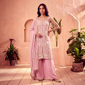 NOIIR PIGEON Ensemble Salwar Kameez en Soie Chinnon Premium pour Femme, Broderie Lourde et Perles, Séchage Rapide, Infroissable, Coupe Ample - Product Image 1
