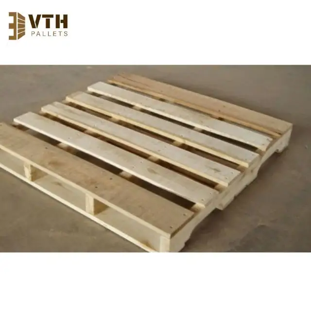 विएट ट्रूंग हाई पैलेट्स फैक्टरी ठोस लकड़ी के पैलेट प्रदान करना। अंतरराष्ट्रीय मानक पैलेट्स
