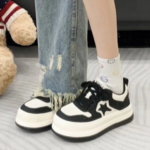 Zapatillas de deporte con aumento de altura y punta redonda de estrellas a la moda, zapatillas informales para correr en el campus para mujer, zapatillas <span class=keywords><strong>blancas</strong></span> para hombre - Product Image 6