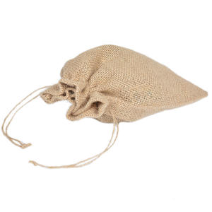 Kantong Hadiah Serut Kecil dari Kain Goni Coklat dengan Logo Kustom, Tas Serut <span class=keywords><strong>Jute</strong></span> Besar dari Kain Hessian Alami dengan Logo Kustom - Product Image 3