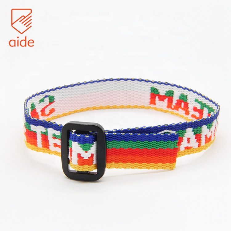 Оптовая продажа жаккардовые плетения эластичный ремешок пользовательские ткань браслет нет минимум с пластик слайд Пряжка