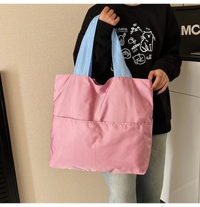 Bolso de Mano Plegable para Uso Diario, Impermeable, de Nailon, con Cierre Geométrico, Gran Capacidad, para Guardar Verduras en el Supermercado - Product Image 1