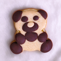 Machine à fabriquer des biscuits panda entièrement automatique à 3 bacs, machine à former et à encruster des biscuits panda multicolores pour usine