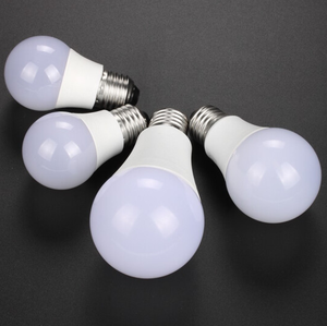 Ampoule LED en gros à prix réduit 5W 7W 9W 12W 15W 18W Watt AC85V-265V AC110V-260V A50 A60 A65 A70 A80 <span class=keywords><strong>E27</strong></span> E14 B22 <span class=keywords><strong>E26</strong></span> - Product Image 3