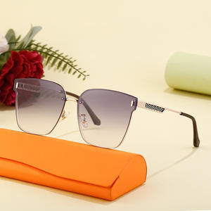 Nouvelles lunettes de soleil polarisées œil de chat de style européen et américain pour femmes, protection UV400, monture en métal, verres TAC, pour la conduite et le cyclisme. - Product Image 1