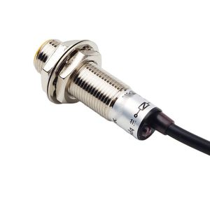 NJK-5002C เซ็นเซอร์ใหม่ M12 NPN สามสายเปิดตามปกติพร้อมสวิตช์แม่เหล็กเหนี่ยวนำแม่เหล็ก2ชิ้น - Product Image 1