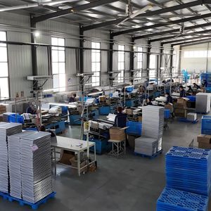 หม้อน้ำรถยนต์อลูมิเนียมอัลลอยระบายความร้อนเครื่องยนต์รถสำหรับ Toyota iOS 1.3L/1.5L 2014- 16400-0Y080 - Product Image 6