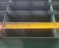 Precio de malla rígida de malla de alambre para valla de malla 3D recubierta de PVC