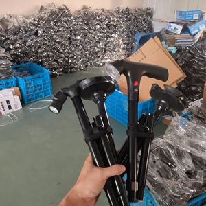 Canne à double poignée réglable et pliable avec alarme pour le soutien des personnes âgées - Product Image 4
