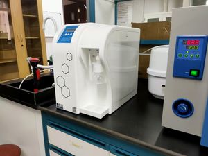 Equipo de agua ultrapura de Laboratorio Ecológico: EDI sin base ácida, 18,2 MΩcm, ISO 10462-1, para Env Testin - Product Image 6